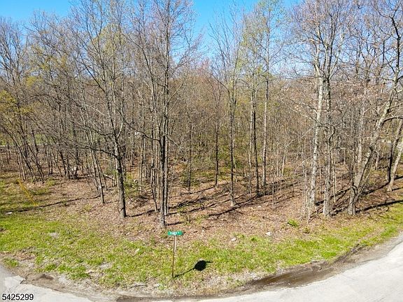 5th image of 51 E Shore Lake Owassa Rd