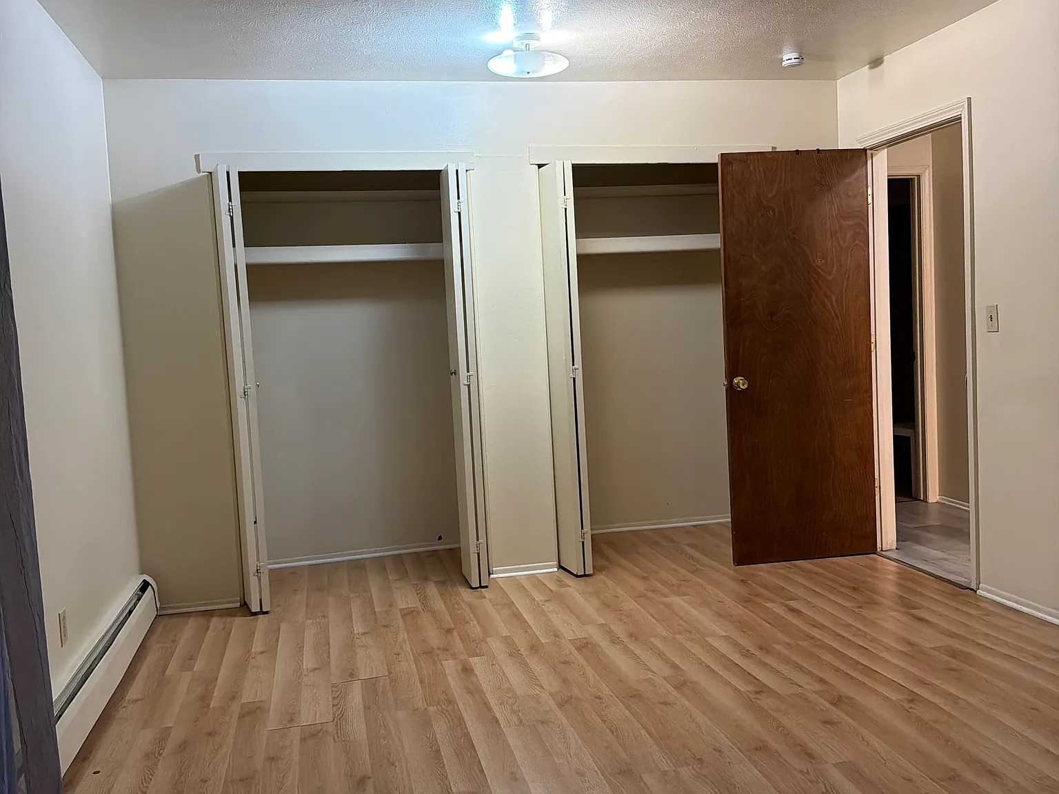 2 bed, 950 sqft, $975 — Photo 3