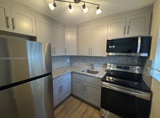 707 S 19th Ave APT 2, Hollywood, FL 33020