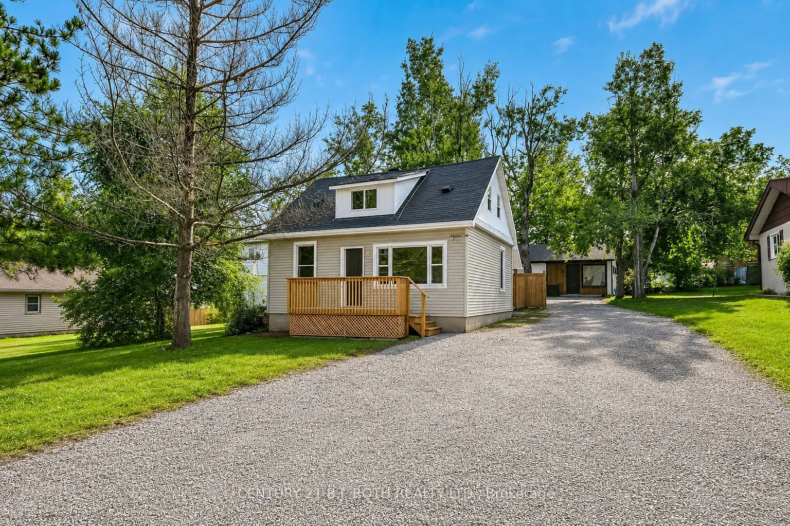 3 bed, $2,250 — Photo 1