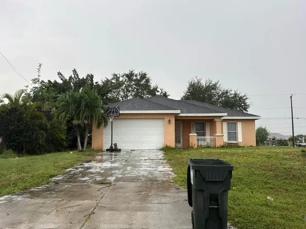 1002 NE 1st Ave, Cape Coral, FL 33909