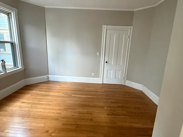4 Pleasant Ave #1 — Photo 2