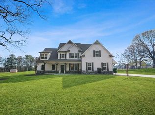 2519 Hog Liver Rd, Carrollton, GA 30117