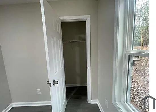 1617 N Main St — Photo 36