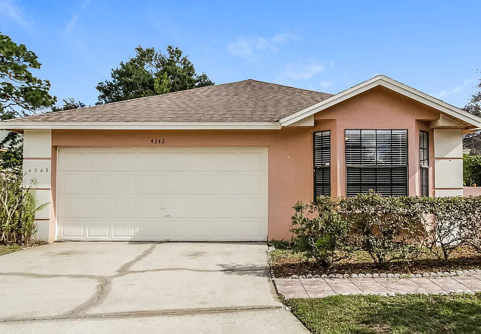 4342 Cloverleaf Pl