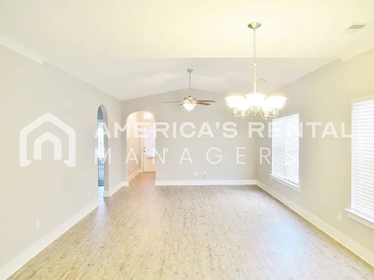 5596 Park Side Rd — Photo 18