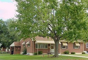 2nd image of 5013 Hollyhock Rd NW