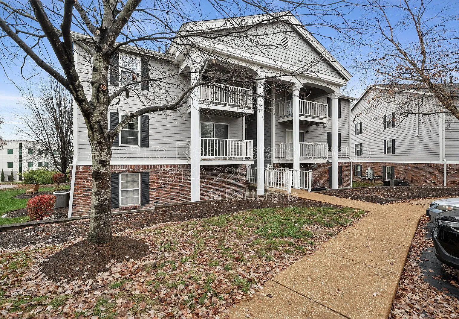 2 bed, 1.0 bath, 784 sqft, $1,325 — Photo 3