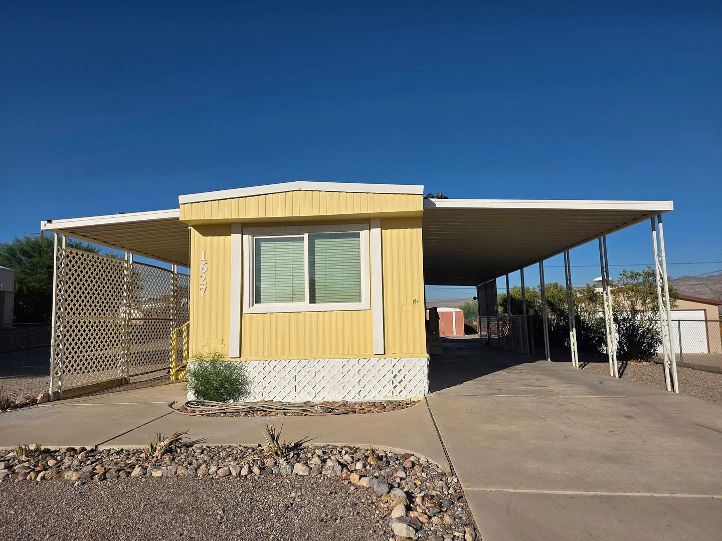 Charming 1-Bedroom Home on Spacious Lot in Bullhead City — Photo 1