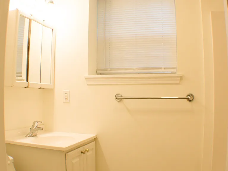 1416 Highland Ave #A — Photo 2