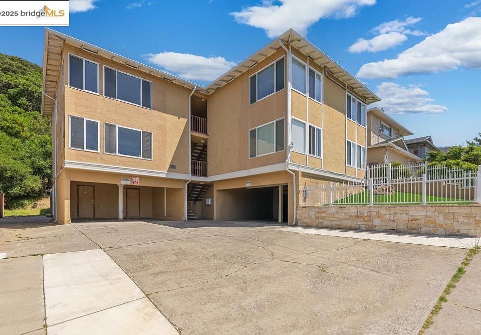 1st image of 8079 Greenridge Dr