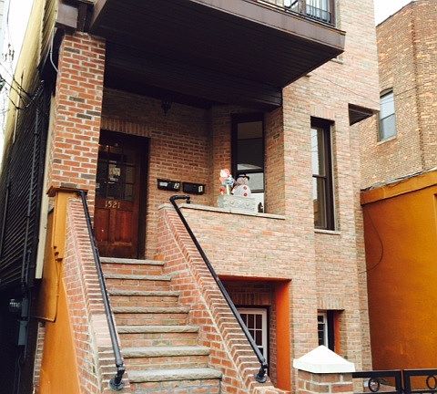 4th image of 1521 Manhattan Ave #1