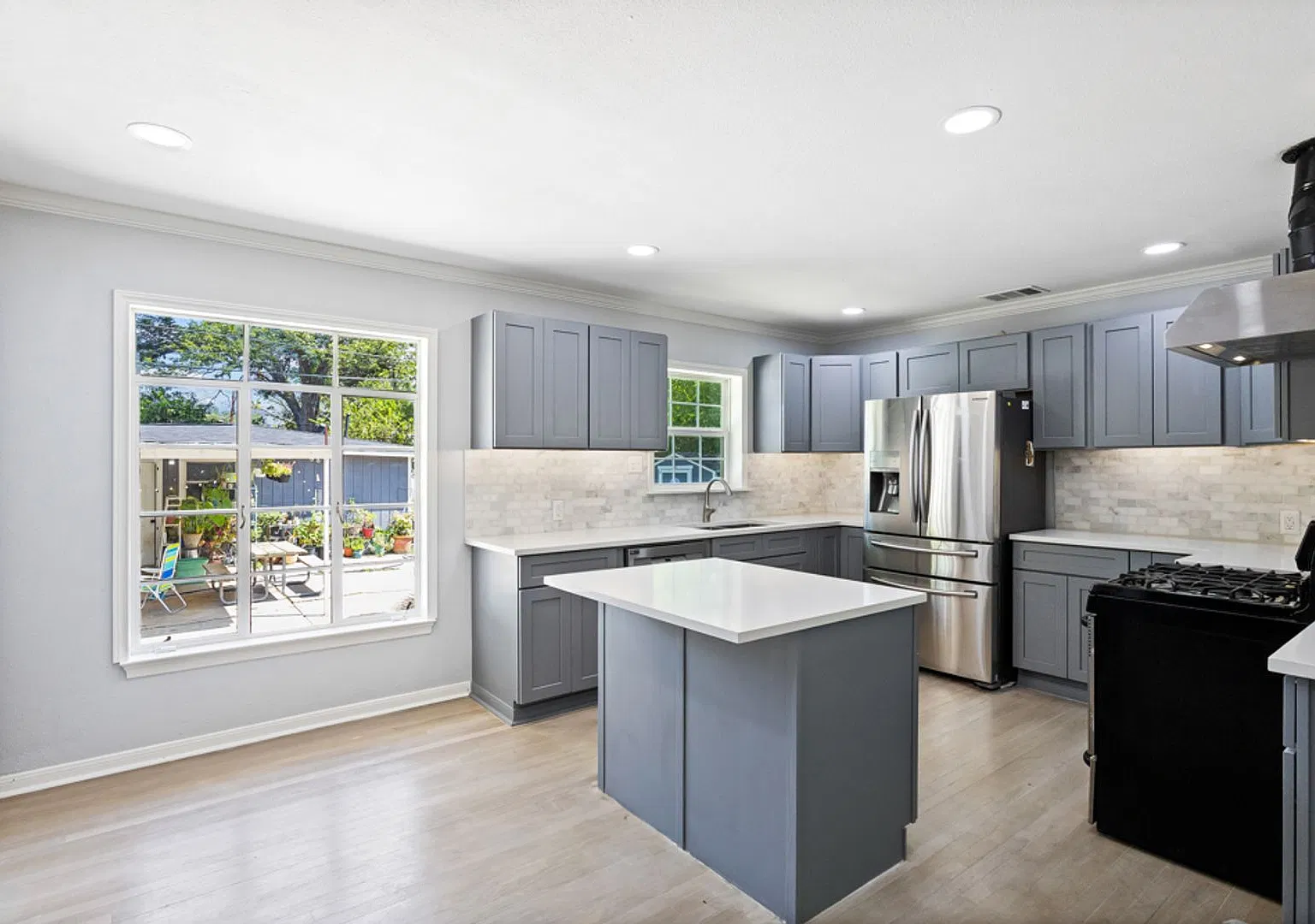 3 Bedrooms, 2 Bathrooms located in Jefferson Terrace Subdivision — Photo 1