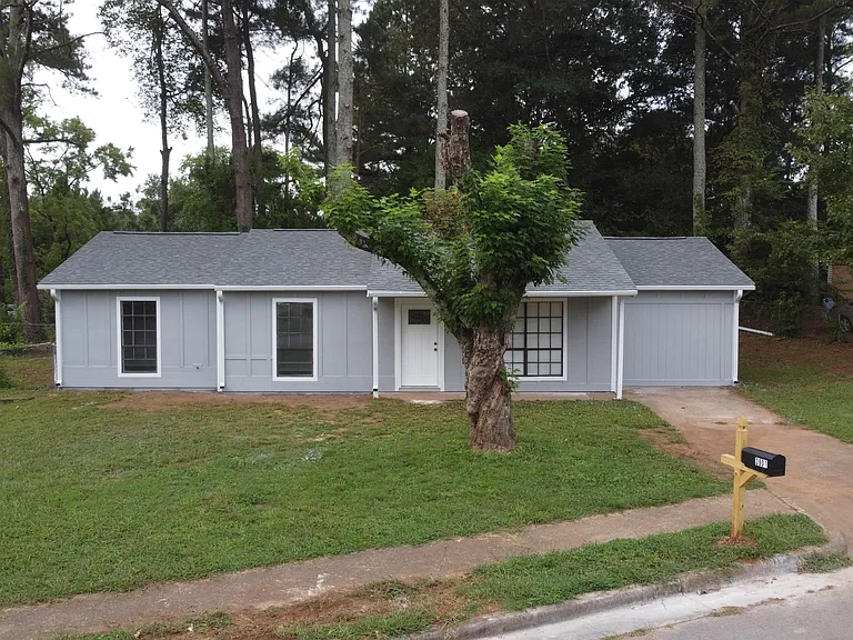 3901 Fair Oak Ln SW — Photo 7