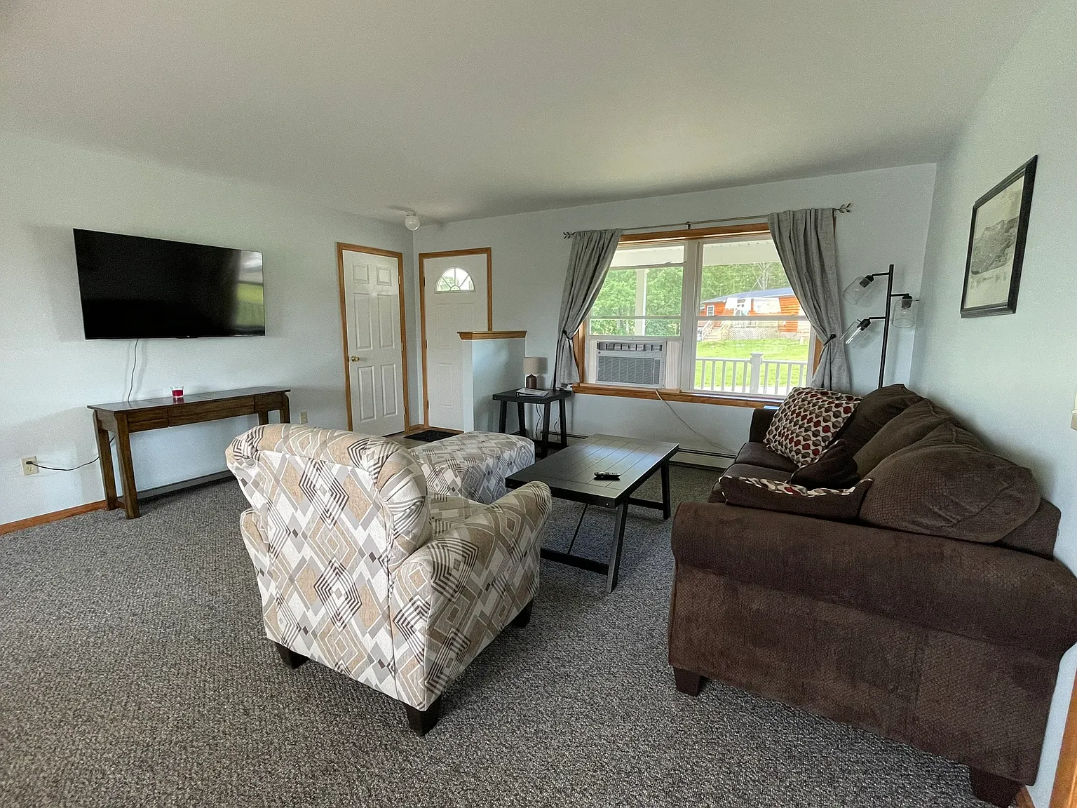 3 bed, 1652 sqft, $2,700 — Photo 3