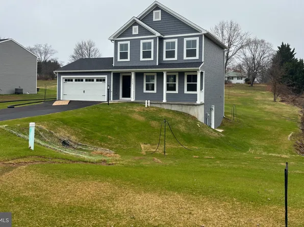 3746 Percy Ave, Chambersburg, PA 17202