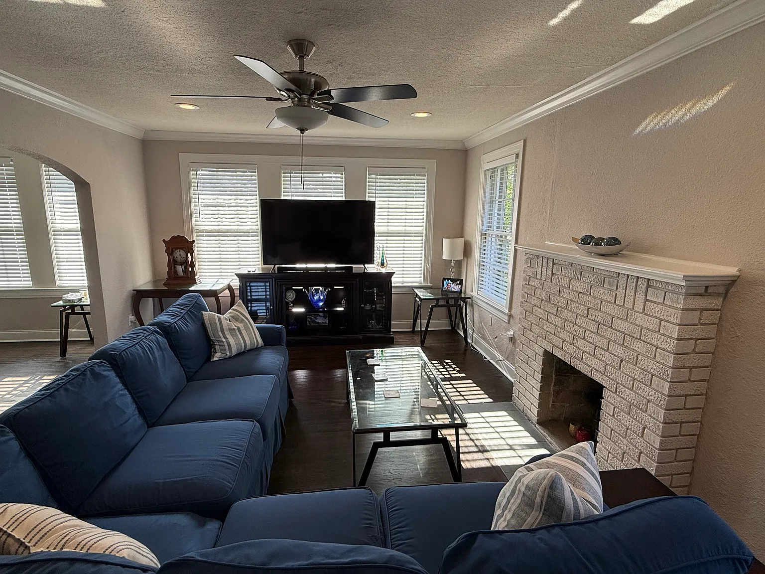 2 bed, 1400 sqft, $2,750 — Photo 4