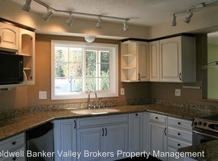 34114 Riverside Dr SW, Albany, OR 97321