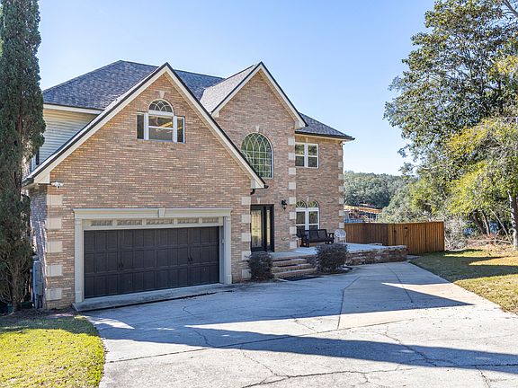 2nd image of 147 Eldredge Rd