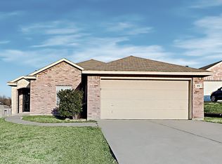 806 Green Acres Ln, Midlothian, TX 76065