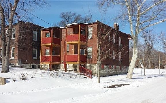 3rd image of 3300 Miami St #1E