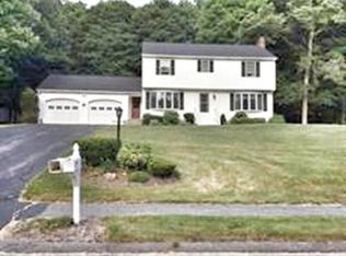 7 Garrison Heights Dr, Oxford, MA 01540