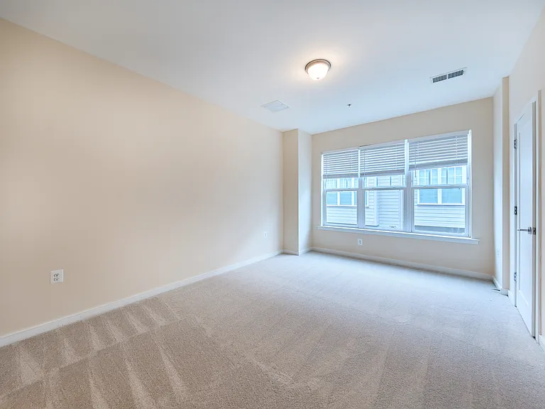256 Bluemont Branch Ter SE — Photo 102
