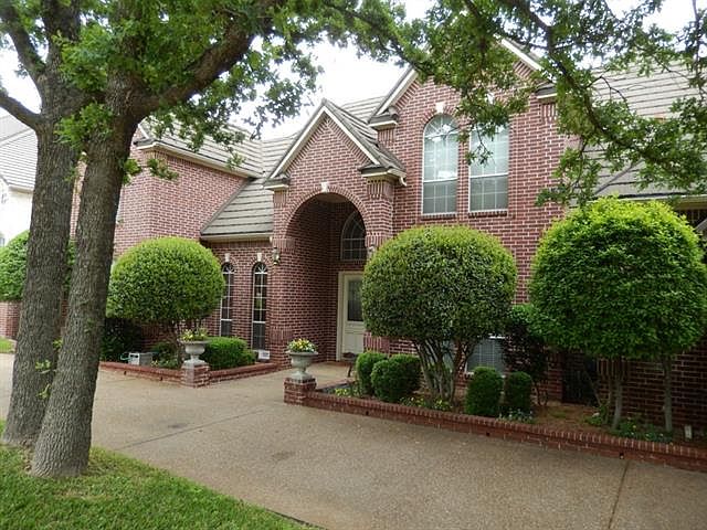 1st image of 4809 Cranbrook Dr W
