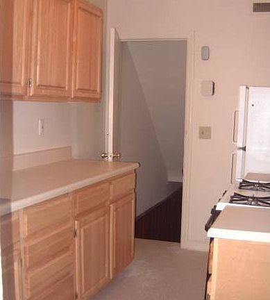 3rd image of 233 Prospect St APT 6B