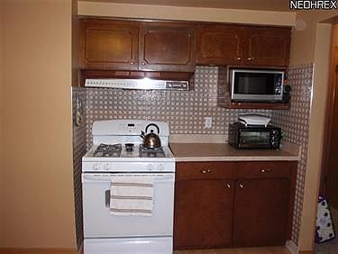 4th image of 392 Beechwood Dr