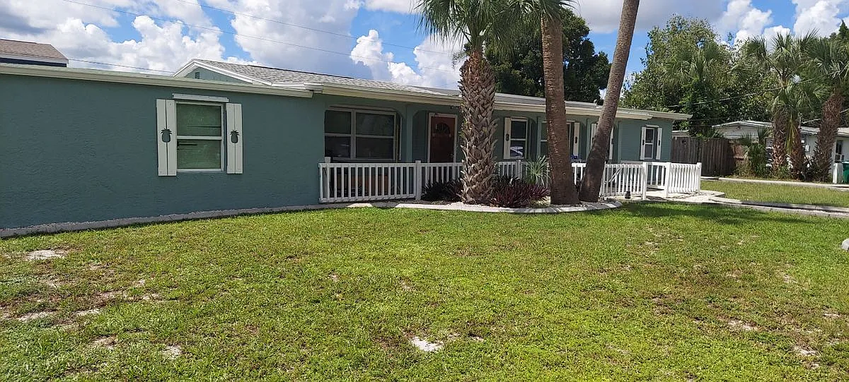 3 bed, 1.0 bath, 725 sqft, $1,775 — Photo 2