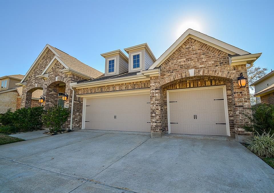 1st image of 7926 Cedar Hawk Ln