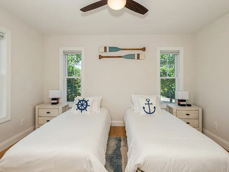 70 Ridge Dr — Photo 18