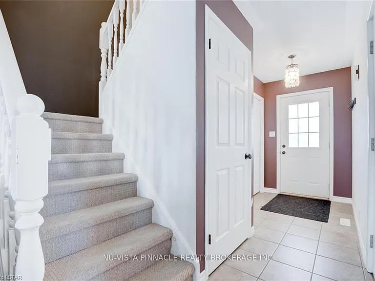 96 Reid Ct — Photo 5