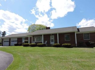 2118 Spring Hill Rd, Staunton, VA 24401