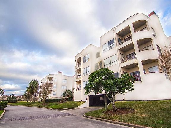 2nd image of 1302 Marina Bay Dr APT 211-A