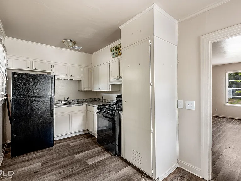 3920 Huston St — Photo 15