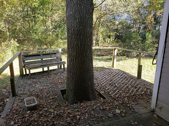 5th image of 228 Brendalwood Blvd #B