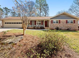1736 Stillwood Forest Dr SW, Lilburn, GA 30047