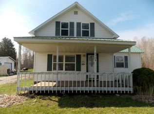 2504 E State St, Cheboygan, MI 49721