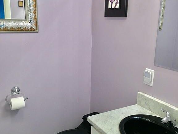 5th image of 454 Reservoir Ave #1