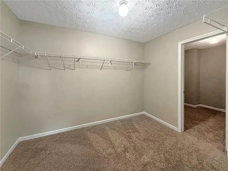 1210 Skylar Ridge Cir — Photo 27