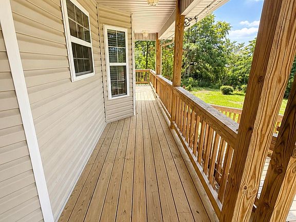3rd image of 2903 Hunter Rd