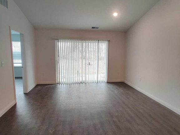 3rd image of 4153 N Grande Way