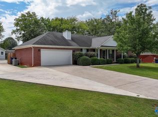 106 Isaac Ln, Hazel Green, AL 35750
