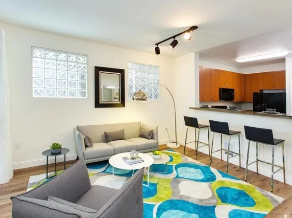 1121 40th St, Emeryville, CA