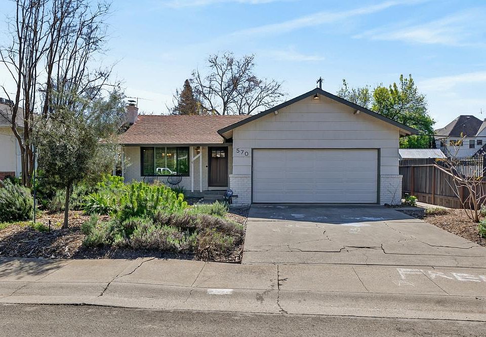 1st image of 570 4th Ave