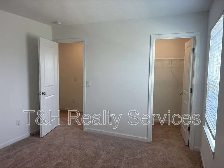 354 N Grand Oak Dr — Photo 23