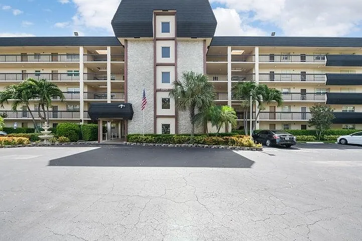 5340 NW 2nd Ave #226 — Photo 21
