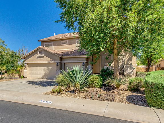 3rd image of 11513 N 148th Dr